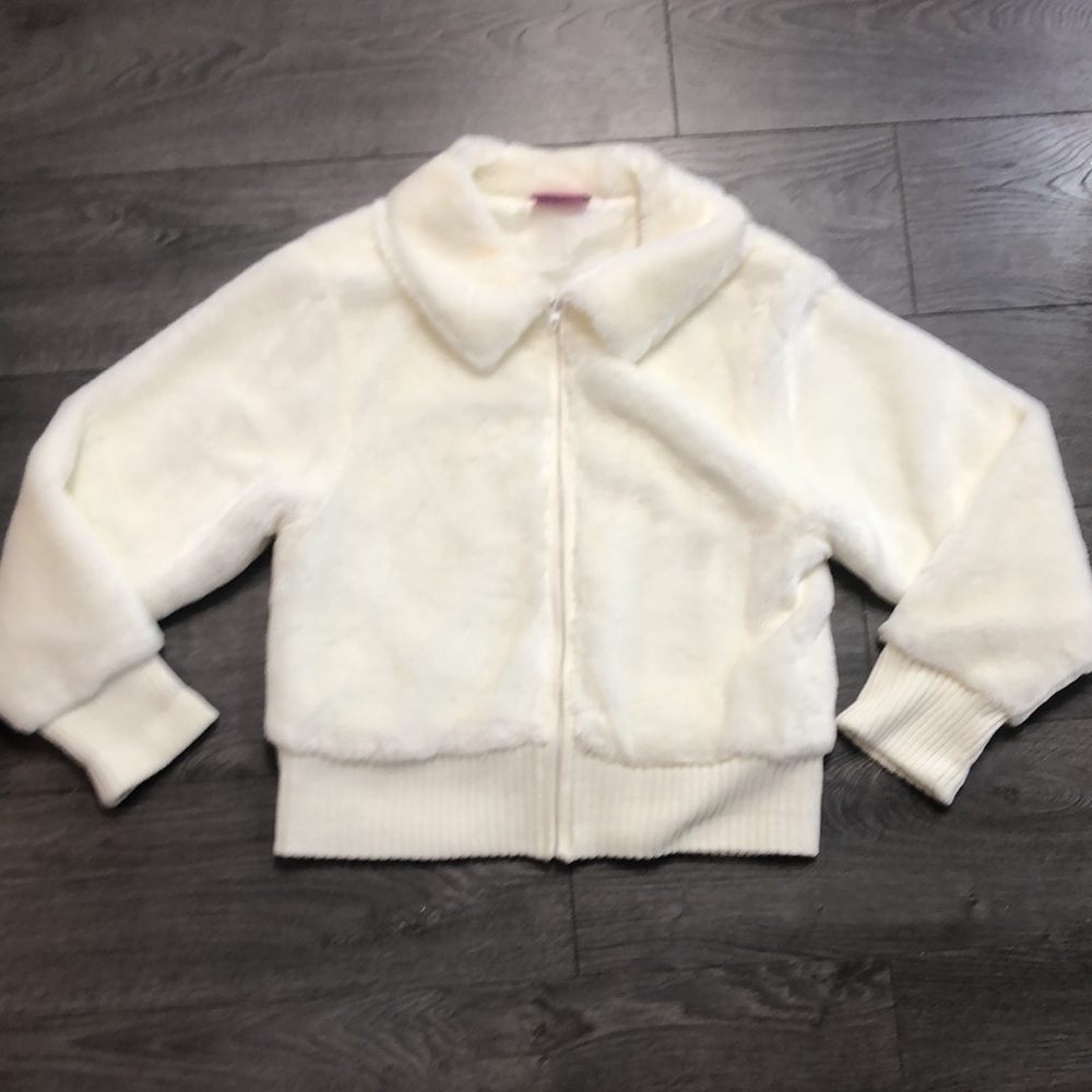 Demi Tour Cozy cream/white zip up teddy jacket